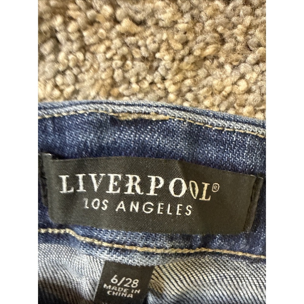 Liverpool Los Angeles Light Wash Flare The Gia Glider Crop Jeans sz 4/27 - Picture 6 of 9